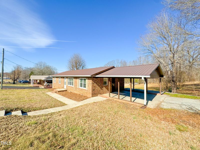 314 Lawrence St, Roxboro, NC 27573