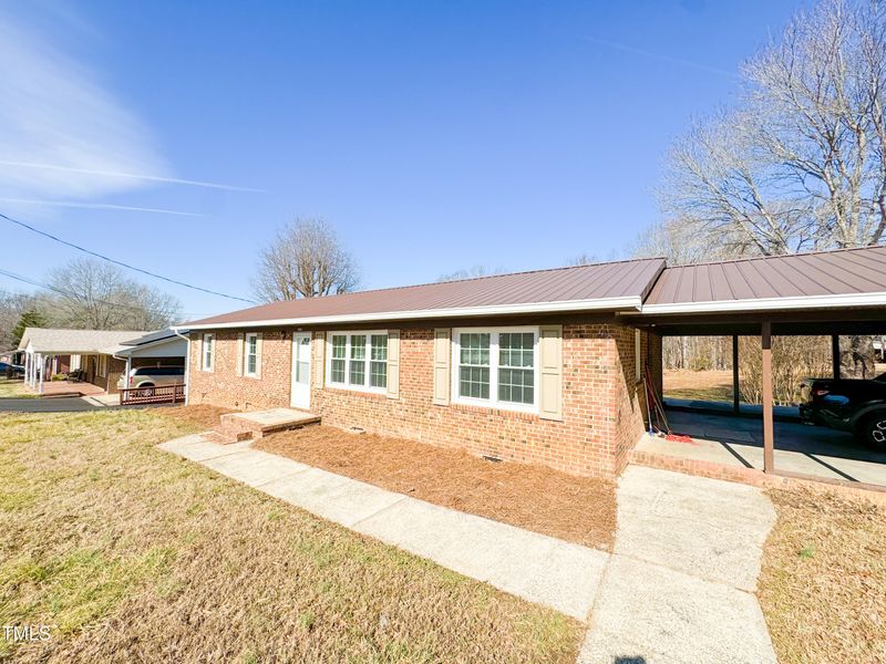 314 Lawrence St, Roxboro, NC 27573
