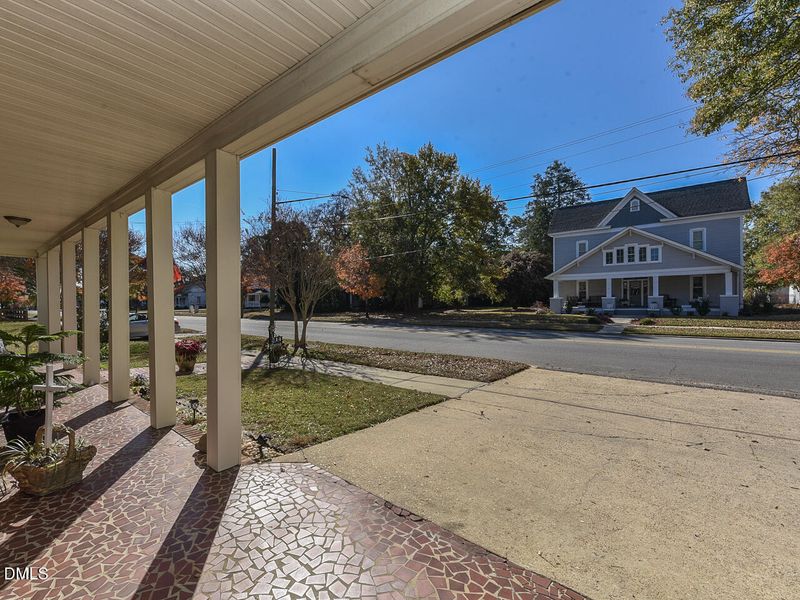 314 W Main St, Benson, NC 27504