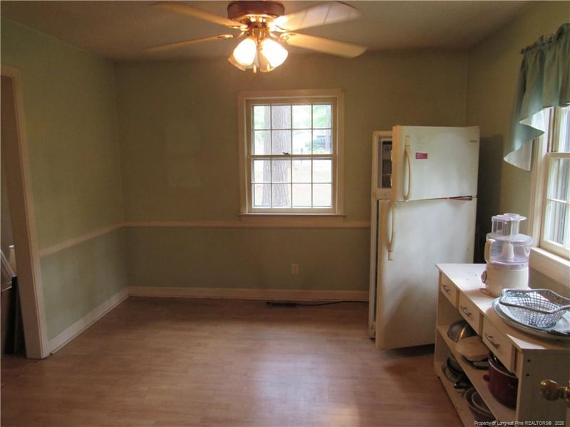 314 Mayflower Cir, Sanford, NC 27330