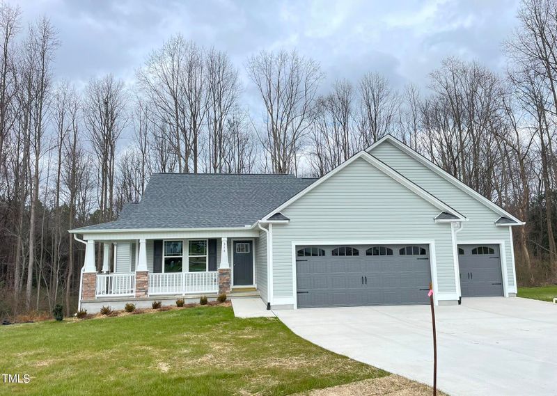 314 Paint Horse Dr, Benson, NC 27504