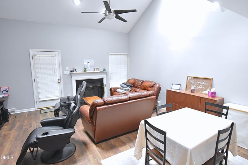 314 Riverwalk Cir, Cary, NC 27511