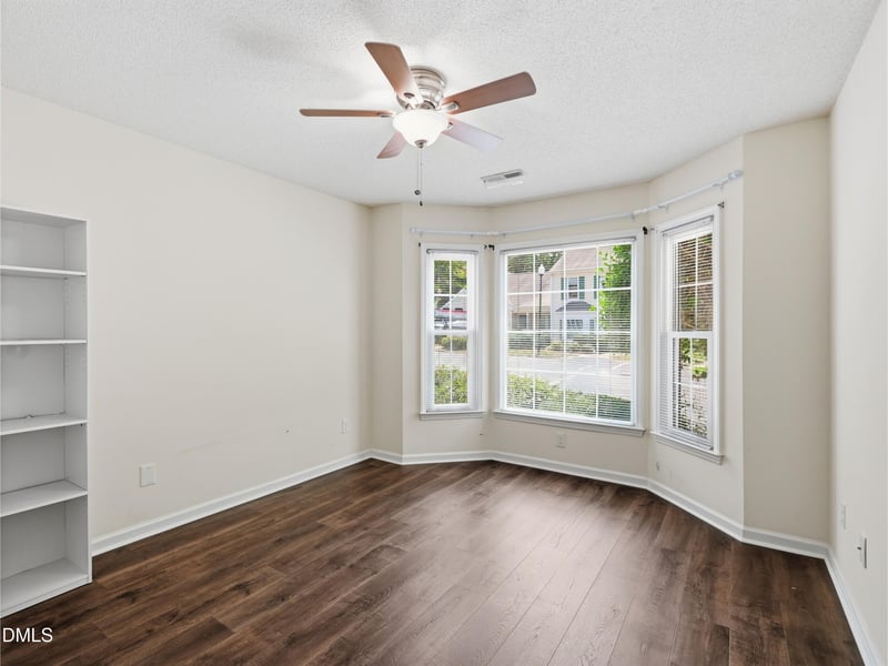 314 Riverwalk Cir, Cary, NC 27511