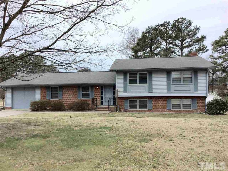 314 S Smithfield Rd, Knightdale, NC 27545