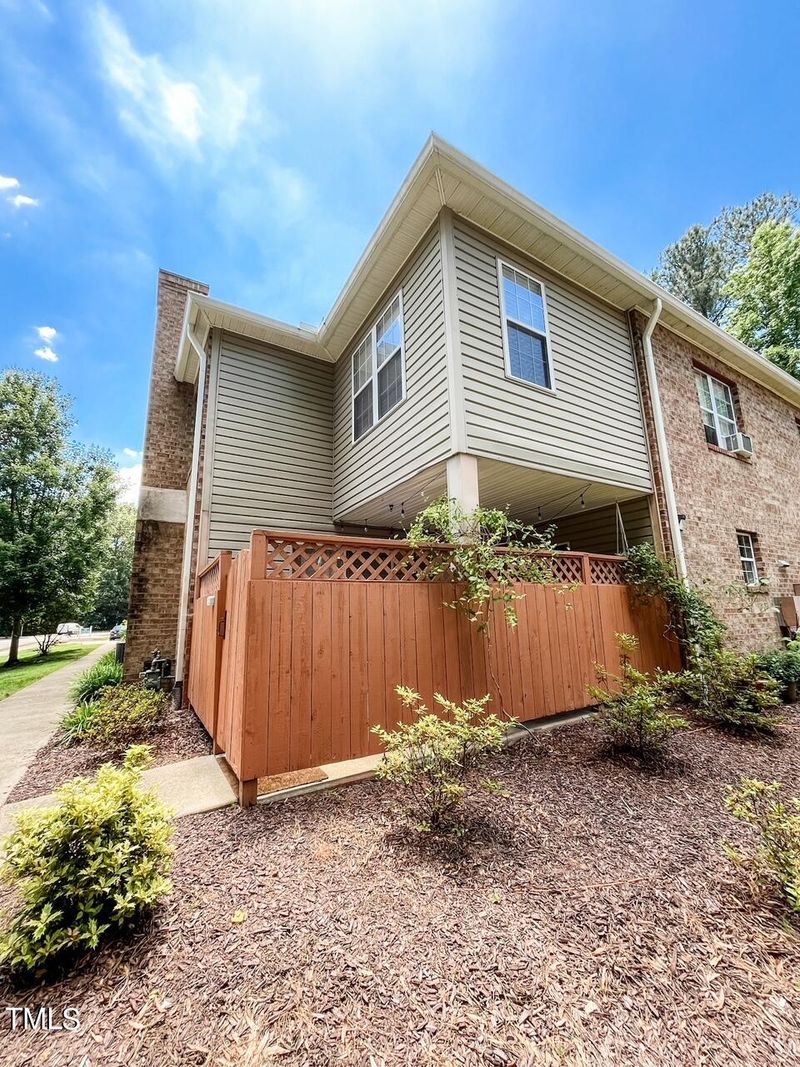 314 Summerwalk Cir, Chapel Hill, NC 27517