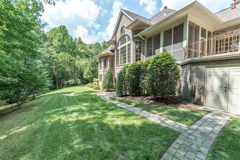 314 Villa Dr, Durham, NC 27712