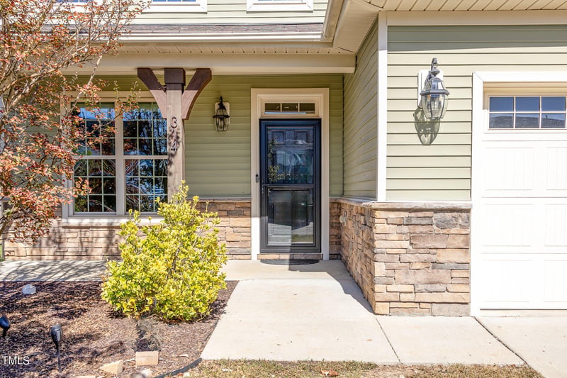 314 Vintage Holly Dr, Durham, NC 27703