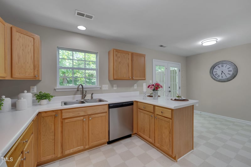 314 Virens Dr, Cary, NC 27511