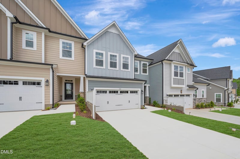 3140 Cathedral Comb Dr #253, Apex, NC 27502