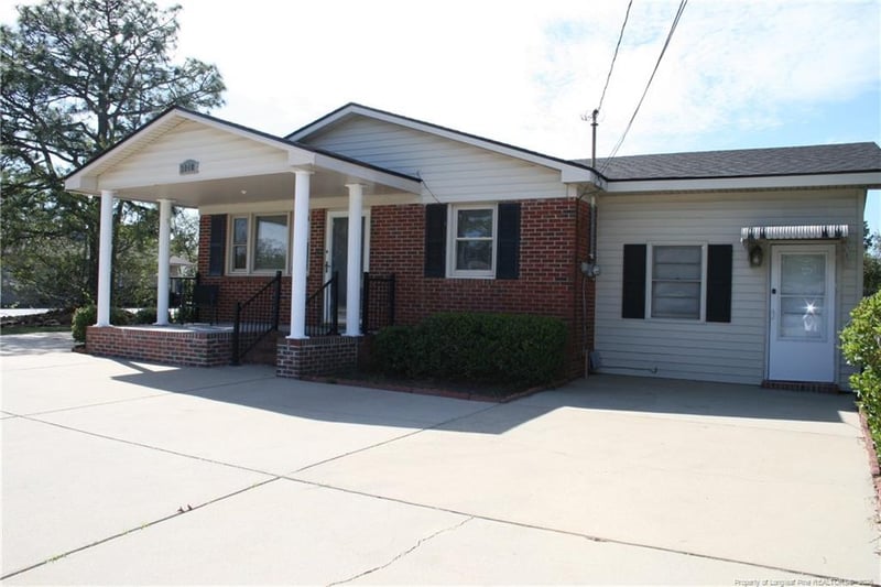 3140 Legion Rd, Hope Mills, NC 28348