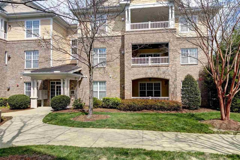 3141 Hemlock Forest Cir #202, Raleigh, NC 27612