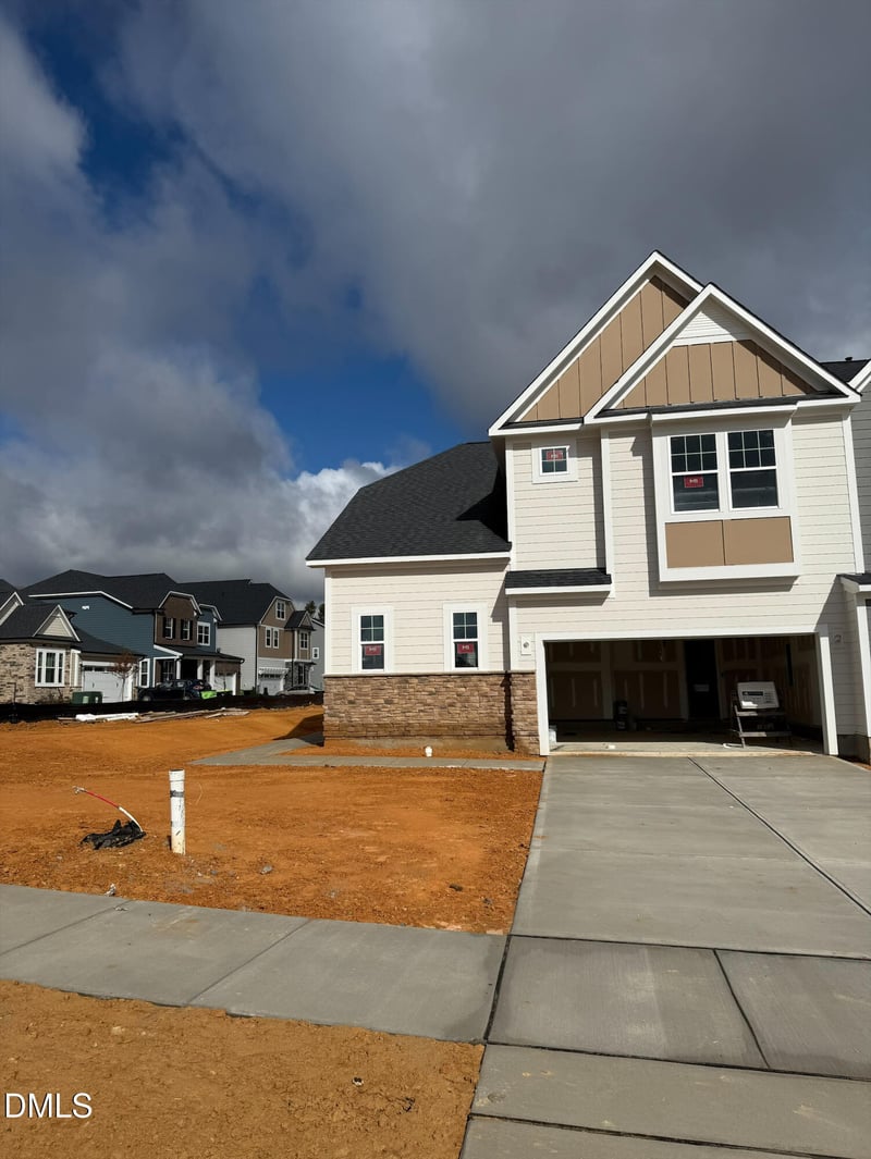 3144 Cathedral Comb Dr #255, New Hill, NC 27562