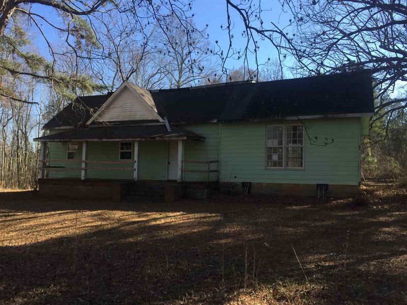 3146 Buckhorn Rd, Sanford, NC 27330