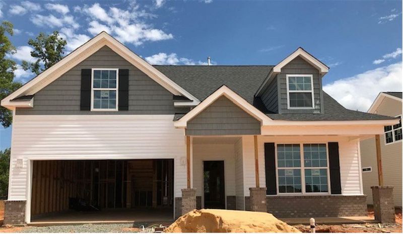 3146 Castlerock Dr, Burlington, NC 27215