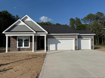 3147 Wolfpack Ln, Fayetteville, NC 28312