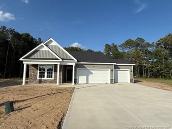 3147 Wolfpack Ln, Fayetteville, NC 28312