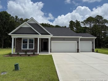 3147 Wolfpack Ln, Fayetteville, NC 28312