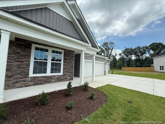 3147 Wolfpack Ln, Fayetteville, NC 28312