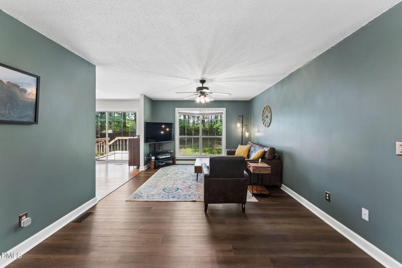 315 Acorn Dr, Sanford, NC 27330