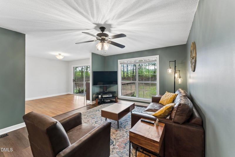 315 Acorn Dr, Sanford, NC 27330