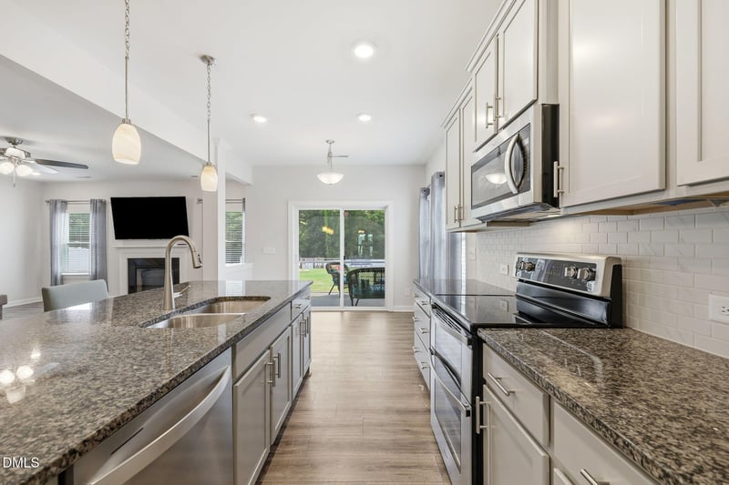 315 Arlie Ln, Lillington, NC 27546