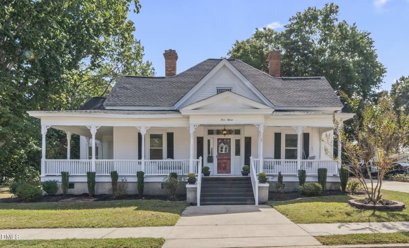 315 Barbour St, Clayton, NC 27520