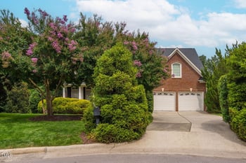 315 Birdwood Ct, Cary, NC 27519