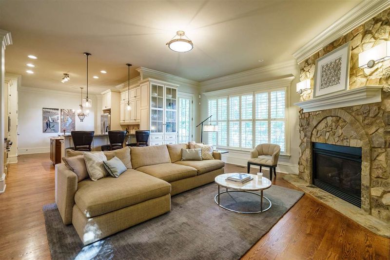315 Calvin Rd, Raleigh, NC 27606
