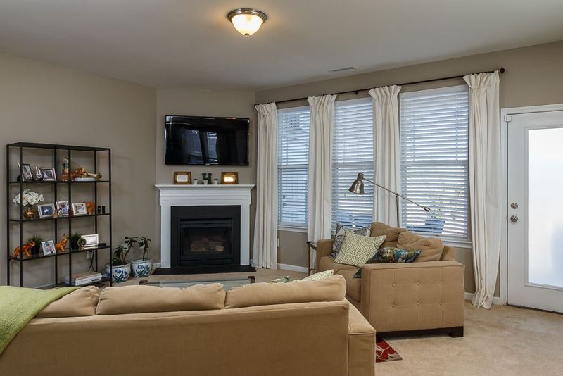 315 Carthage Ct, Durham, NC 27703