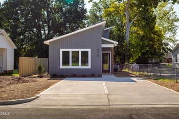 315 S Ethel St, Selma, NC 27576