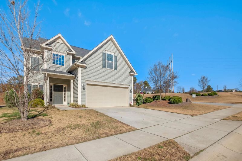 315 W Falcon Ct, Clayton, NC 27520