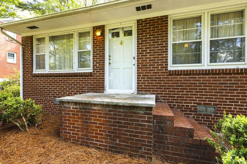 315 E Hillside Dr, Fuquay Varina, NC 27526