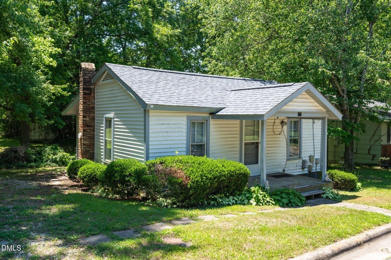 315 Holloway St, Cary, NC 27513