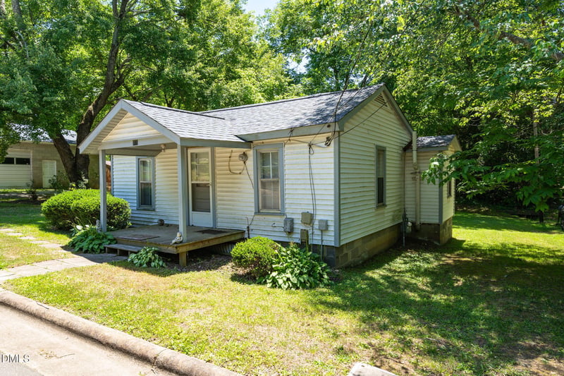 315 Holloway St, Cary, NC 27513
