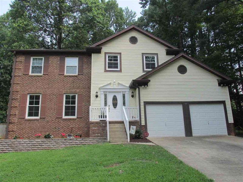 315 Indigo Dr, Cary, NC 27513