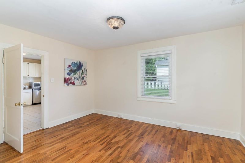 315 E Juniper Ave, Wake Forest, NC 27587