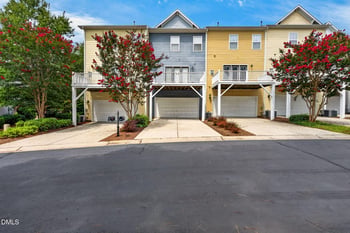 315 Kinellan Ln, Cary, NC 27519