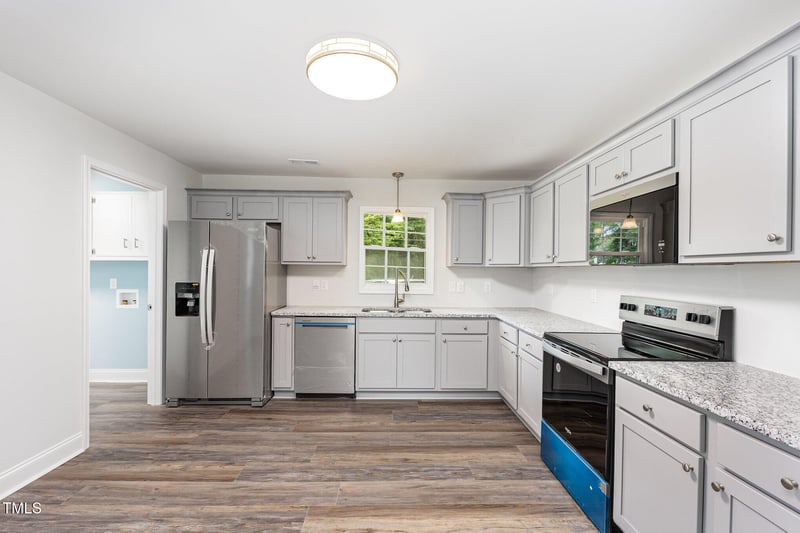 315 Main St, Four Oaks, NC 27524