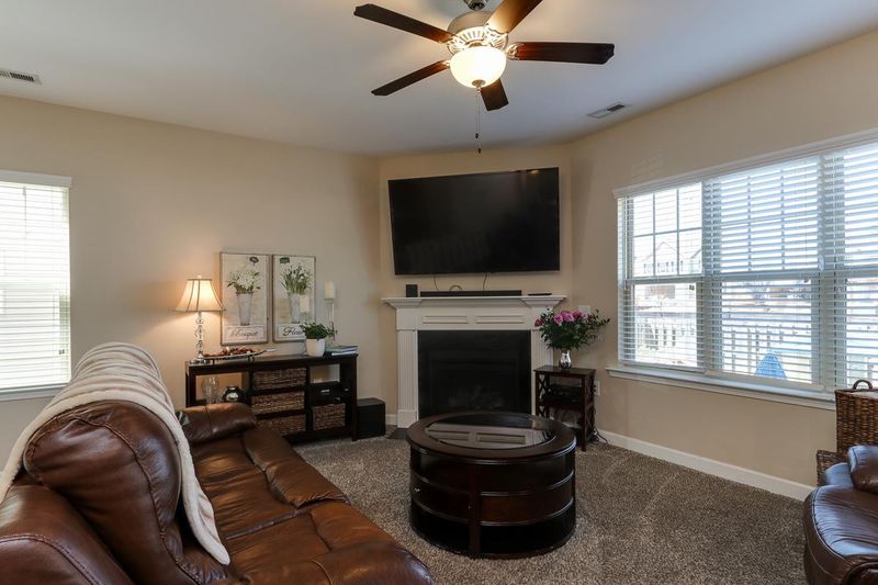 315 Marsh Creek Dr, Garner, NC 27529