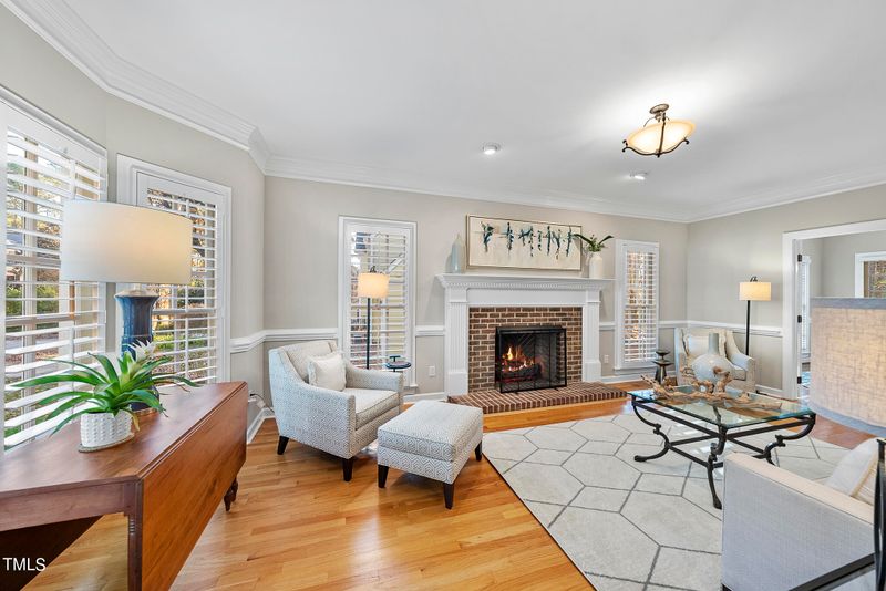 315 Parkmeadow Dr, Cary, NC 27519
