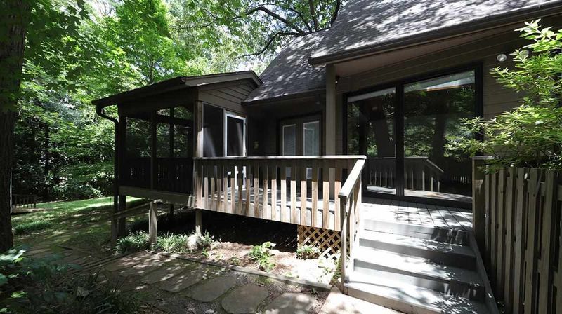 315 Shepherd St, Raleigh, NC 27607