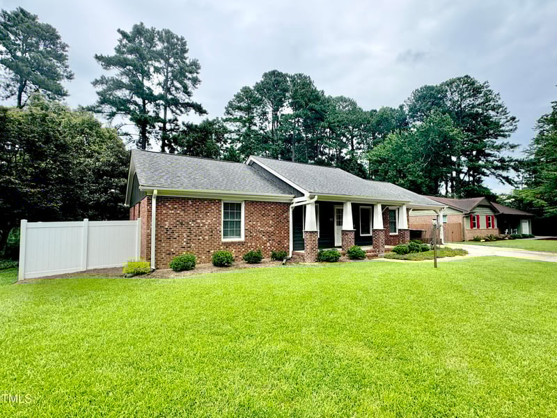315 Walnut St, Cary, NC 27511