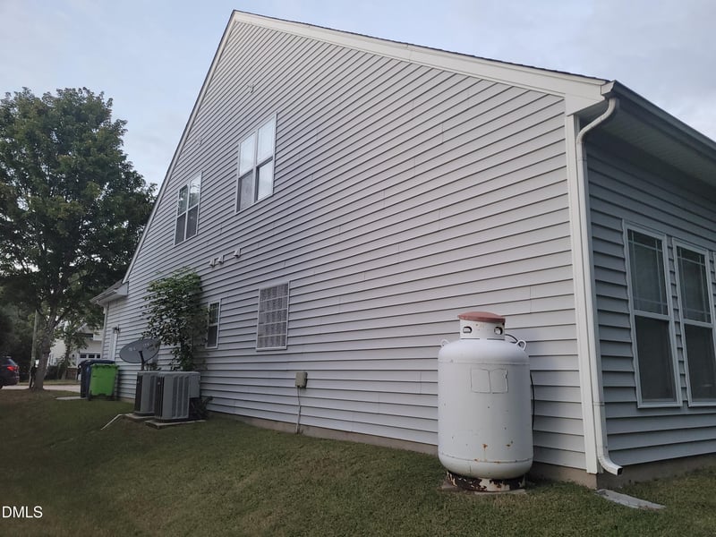 3152 Landing Falls Ln, Raleigh, NC 27616
