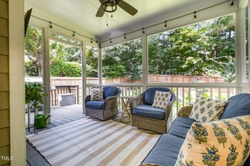 3153 Suncrest Village Ln, Raleigh, NC 27616