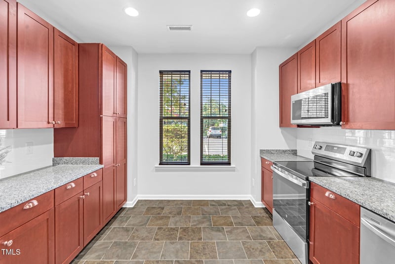 3155 Rapid Falls Rd, Cary, NC 27519
