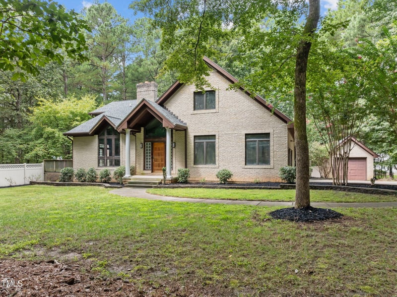 3158 Falling Cedars Dr, Chapel Hill, NC 27516