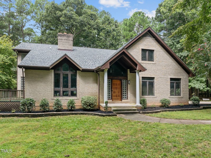 3158 Falling Cedars Dr, Chapel Hill, NC 27516