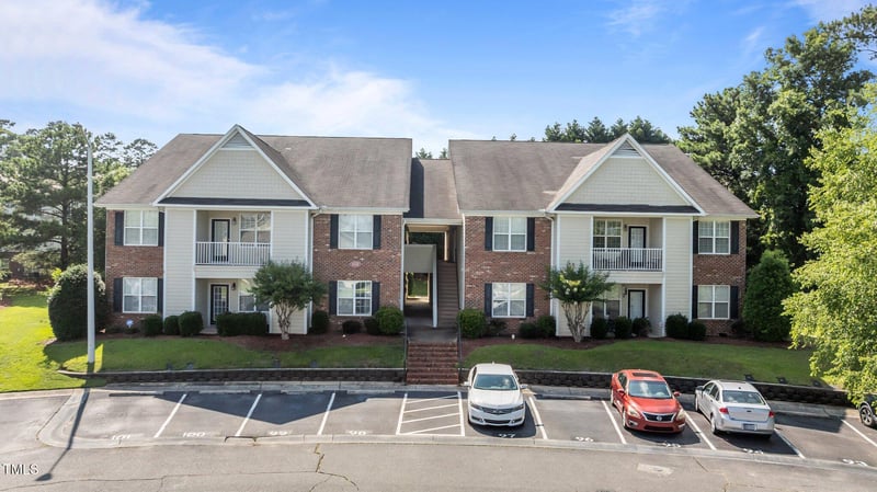 3159 Wisteria Ln #202, Fayetteville, NC 28314