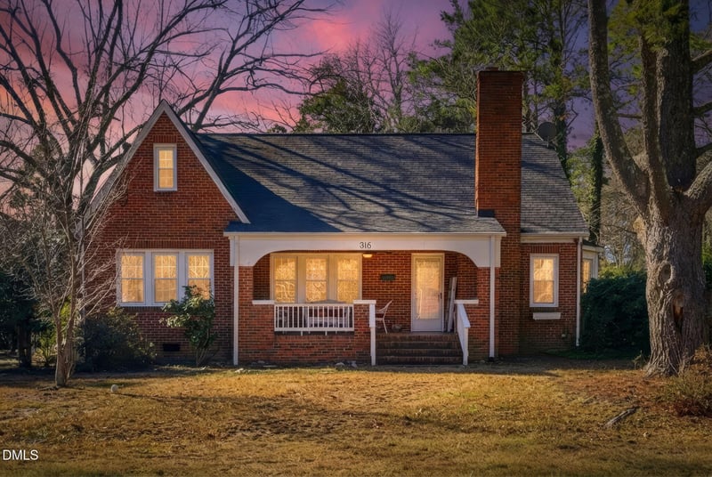 316 Angier Rd, Fuquay Varina, NC 27526