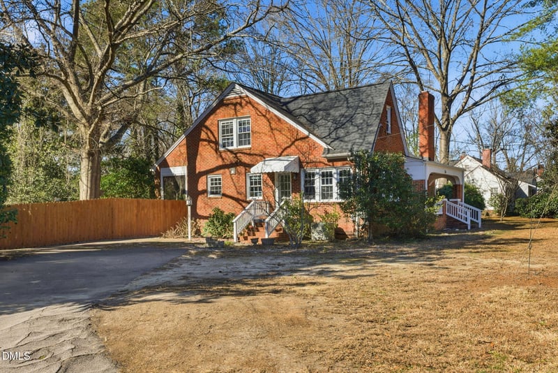 316 Angier Rd, Fuquay Varina, NC 27526